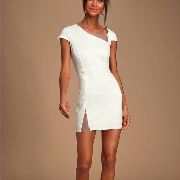 White short sleeve mini dress - Picture 2 of 4